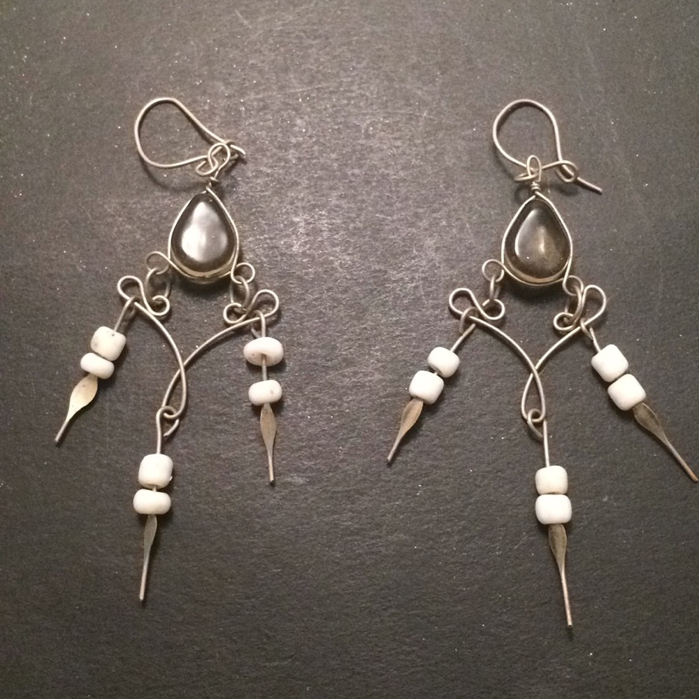 Beautiful vintage  sterling silver glass earrings